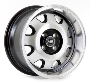 E-064 - BLACK MACHINE FACE AND LIP 4X100 15x8.0 R1523127